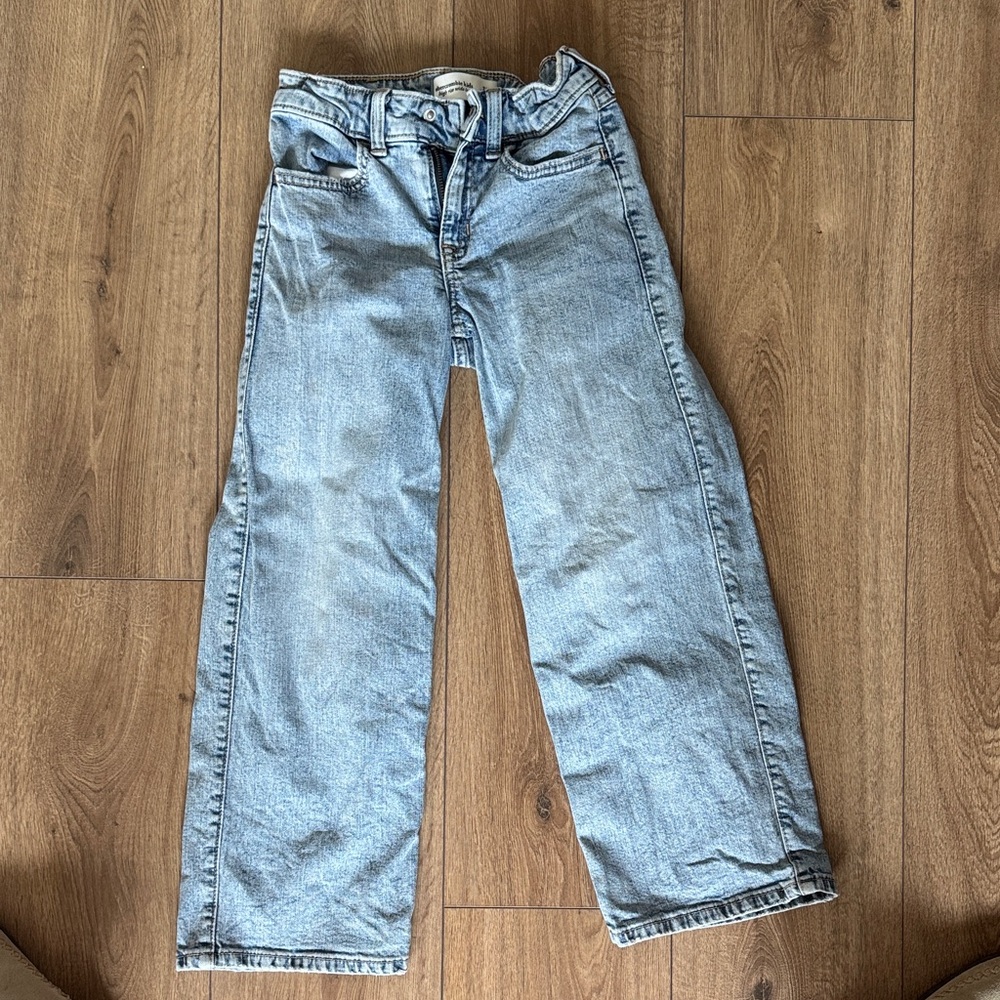 Abercrombie size 7/8 Straight-Leg Jeans